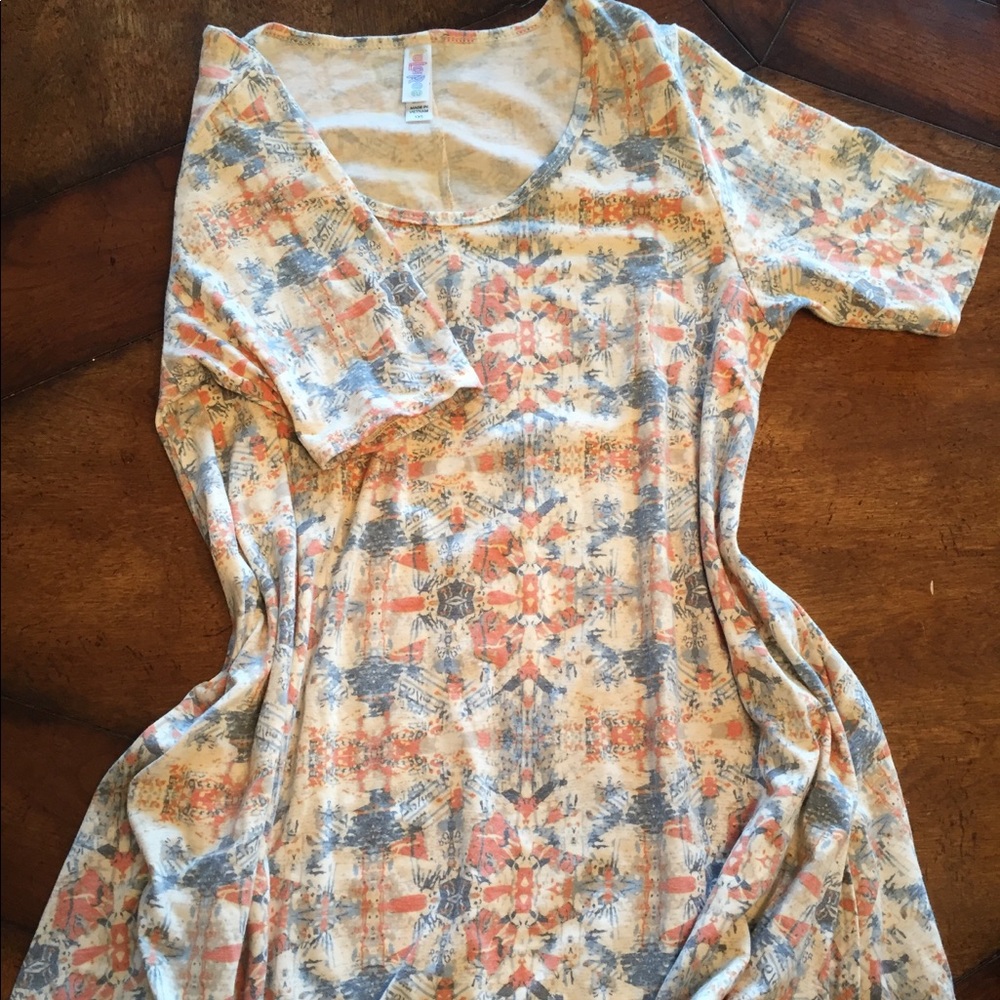Lularoe Perfect Tee